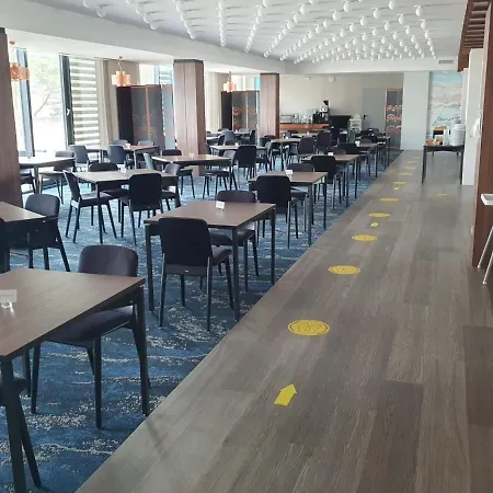 Z Aquaparkiem Belmare 519 * 米兹多洛杰